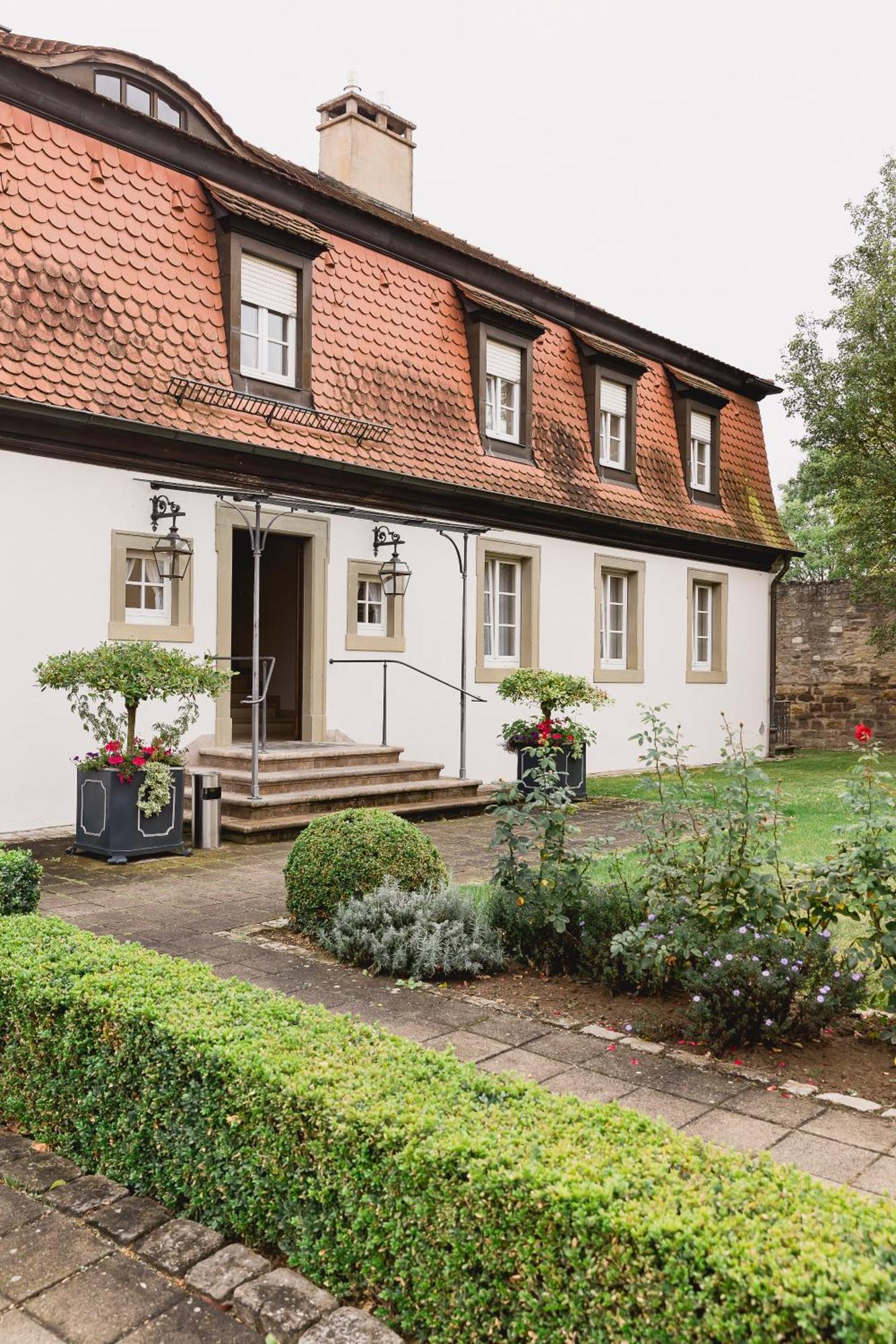 Romantik Hotel Zehntkeller Ипхофен Екстериор снимка